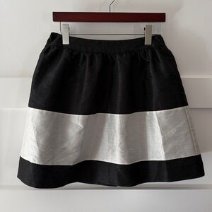 New Kensie black and white Stripe skirt size M